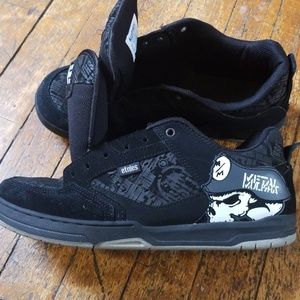 Etnies shoes